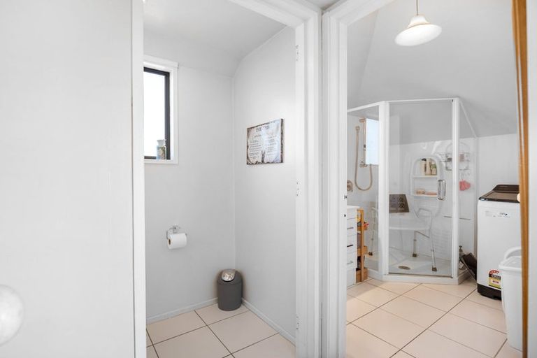 Photo of property in 162a Avonhead Road, Avonhead, Christchurch, 8042