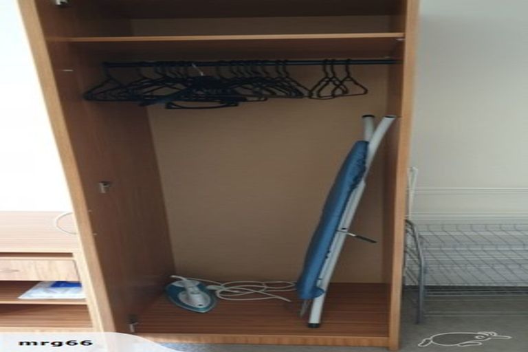 Photo of property in Dual Apartments, 108/142 Vivian Street, Te Aro, Wellington, 6011