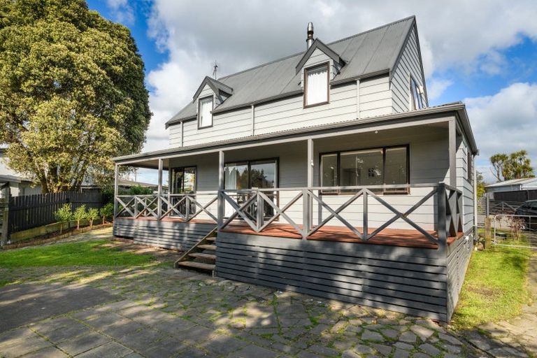 Photo of property in 10a Milne Street, Sanson, 4817