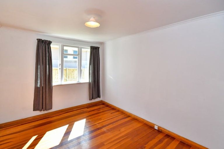 Photo of property in 25 Te Wheoro Street, Meremere, Mercer, 2474