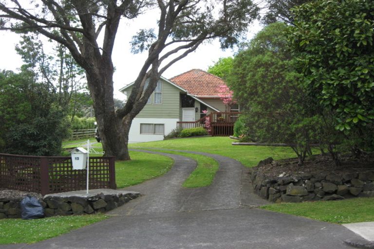 Photo of property in 13 Township Road, Waitakere, Auckland, 0816
