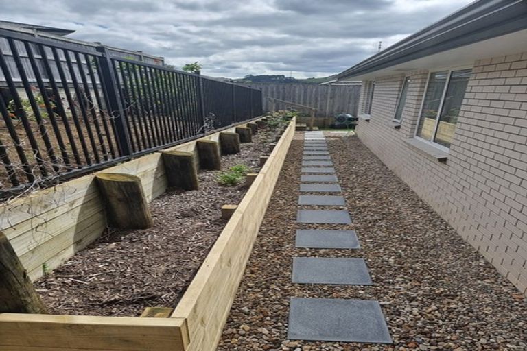 Photo of property in 15 Bellenden Crescent, Pokeno, 2402