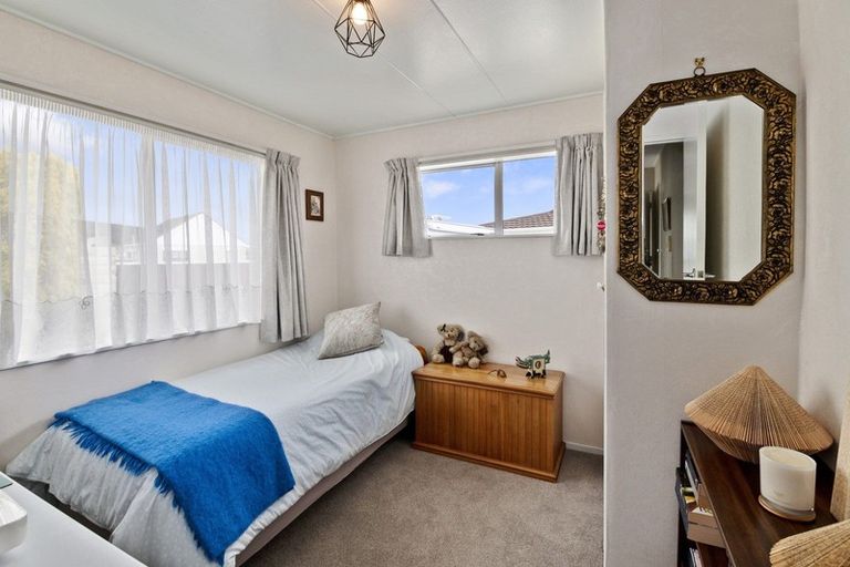 Photo of property in 3 Rimu Street, Levin, 5510