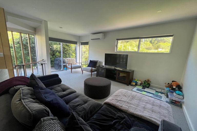 Photo of property in 1/38 Makara Road, Karori, Wellington, 6012