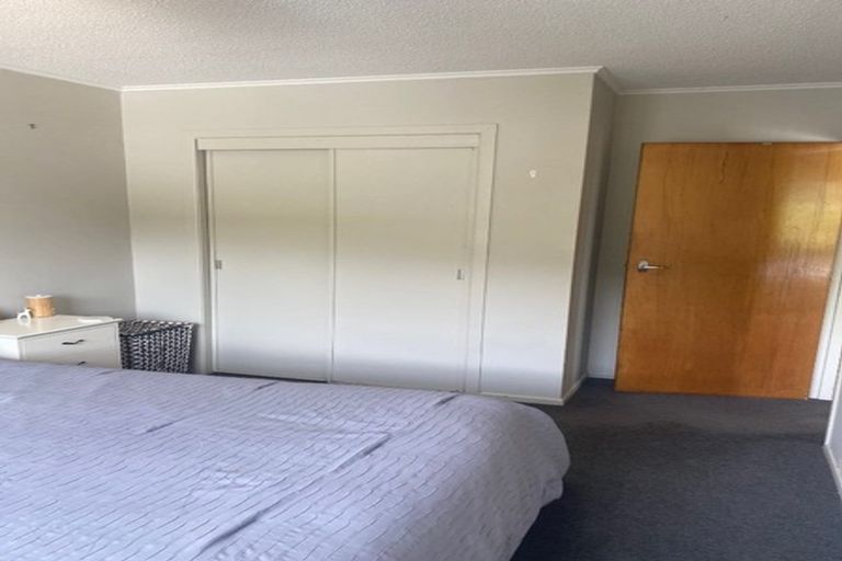 Photo of property in 7 Chaucer Way, Karori, Wellington, 6012