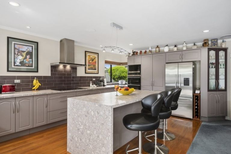 Photo of property in 19 Jarrah Park Drive, Pyes Pa, Tauranga, 3112