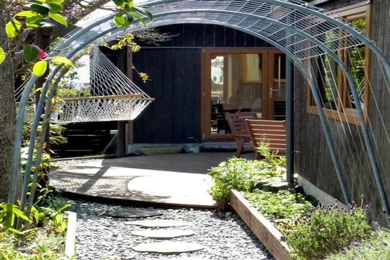 Photo of property in 5 Brigid Place, Mount Pleasant, Christchurch, 8081