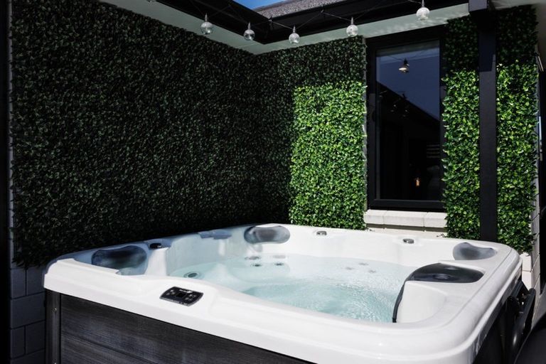 Photo of property in 8 Scarr Lane, Pyes Pa, Tauranga, 3112