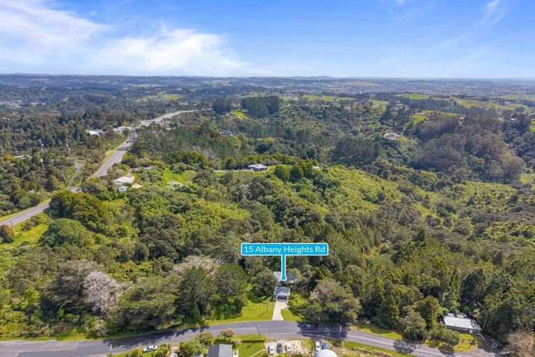 Photo of property in 15 Albany Heights Road, Dairy Flat, Albany, 0792