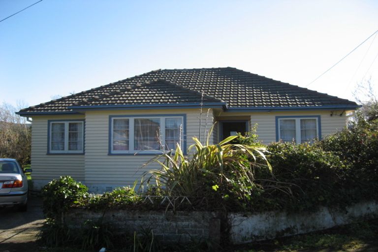 Photo of property in 84 Hyde Street, Wainuiomata, Lower Hutt, 5014