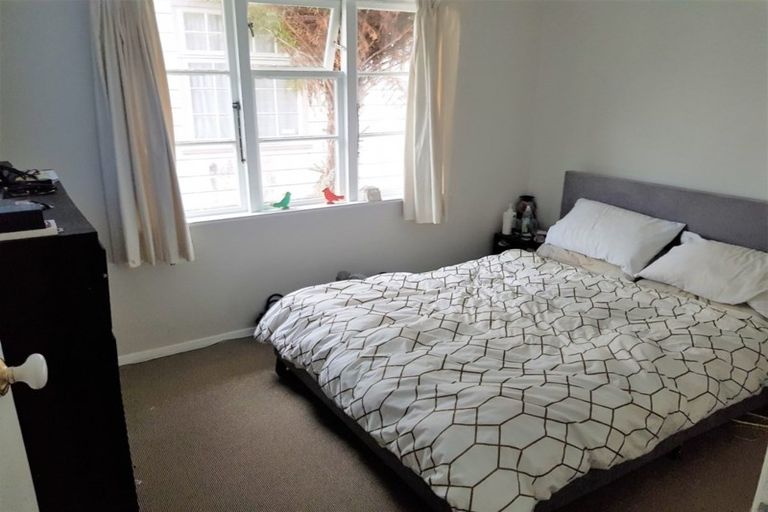 Photo of property in 52 Kebbell Grove, Epuni, Lower Hutt, 5011