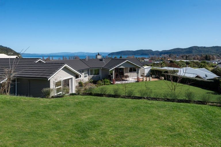 Photo of property in 33 Bodes Lane, Kinloch, Taupo, 3377