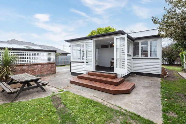 Photo of property in 98 Tedder Avenue, North New Brighton, Christchurch, 8083