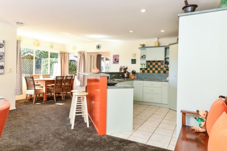 Photo of property in 19 Mangakoea Place, St Andrews, Hamilton, 3200