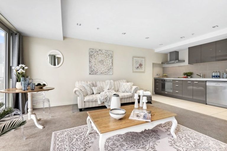 Photo of property in Piermont Apartments, 1i/82 Cable Street, Te Aro, Wellington, 6011