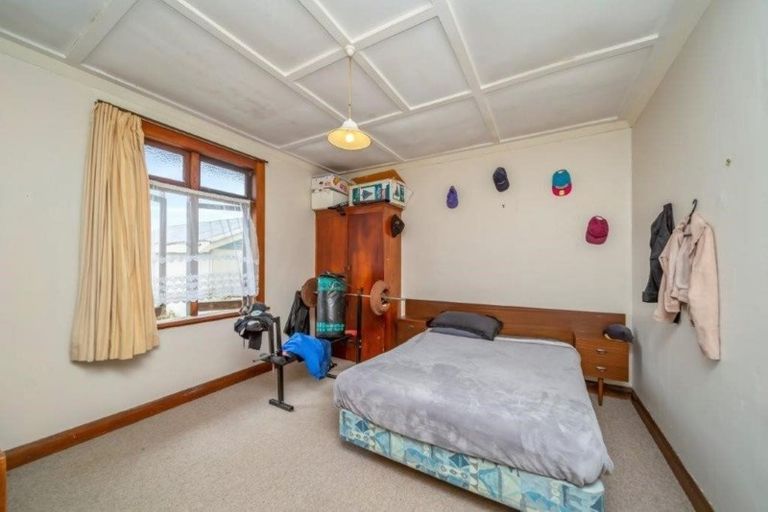 Photo of property in 21 Disraeli Street, Hawera, 4610