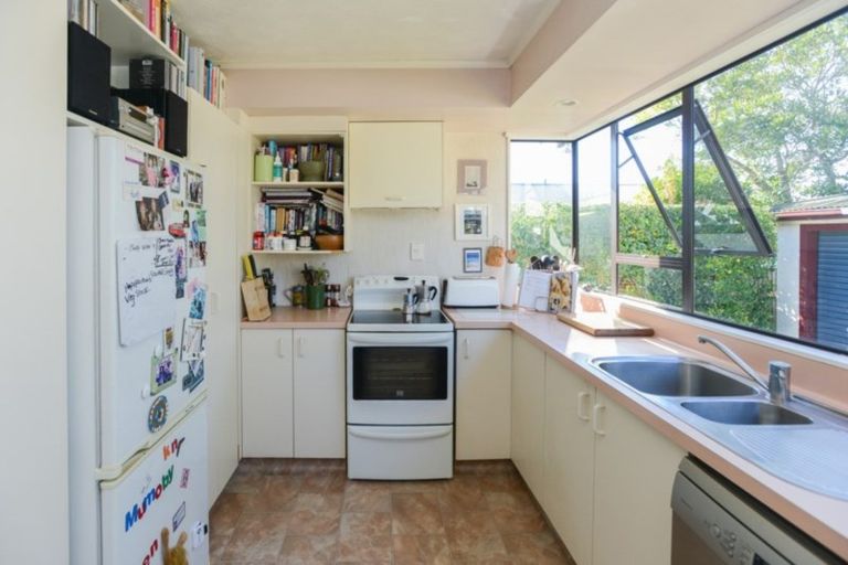 Photo of property in 5 Bowling Road, Greenmeadows, Napier, 4112