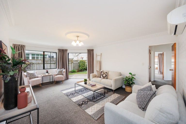 Photo of property in 49 Lyndhurst Street, Takaro, Palmerston North, 4412