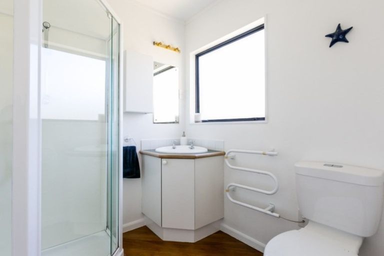 Photo of property in 21a Toop Street, Havelock North, 4130