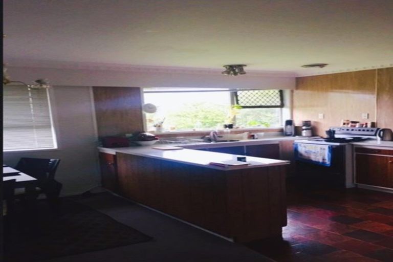 Photo of property in 1/3 Kiwi Esplanade, Mangere Bridge, Auckland, 2022