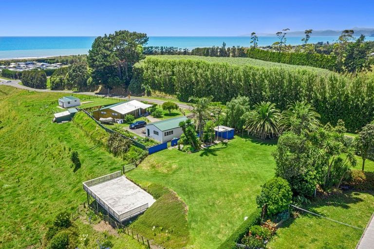 Photo of property in 28 Tirohanga Road, Tirohanga, Opotiki, 3197