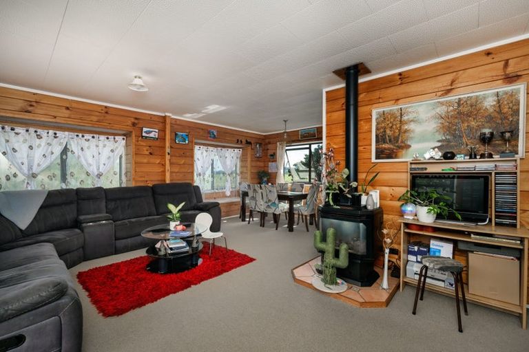 Photo of property in 137 Marsden Point Road, Ruakaka, 0116