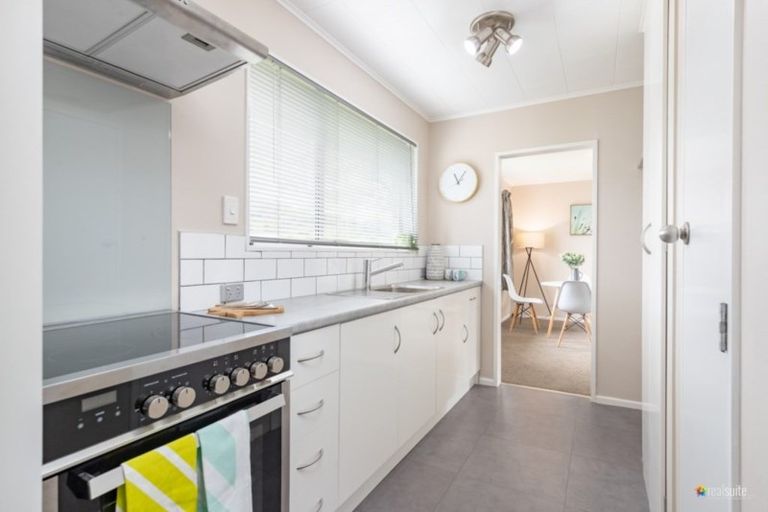 Photo of property in 1/17 Wimbledon Grove, Wainuiomata, Lower Hutt, 5014