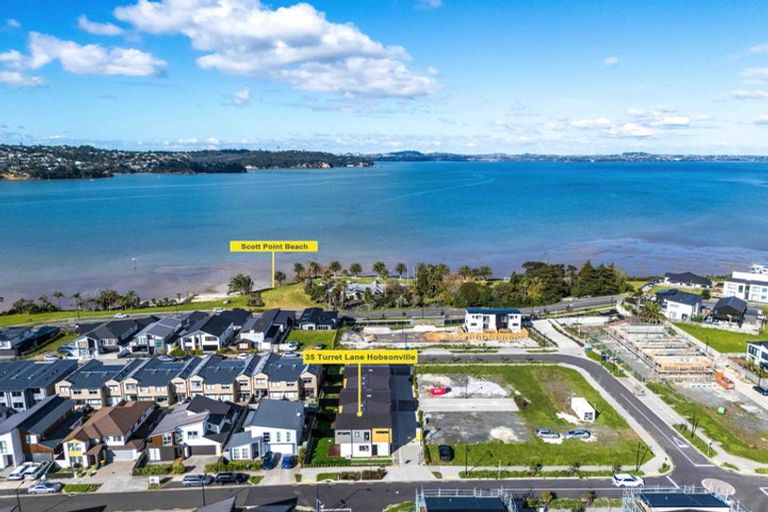 Photo of property in 35 Turret Lane, Hobsonville, Auckland, 0616