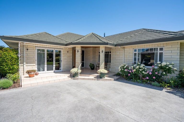 Photo of property in 90 Harvey Street, Waipahihi, Taupo, 3330