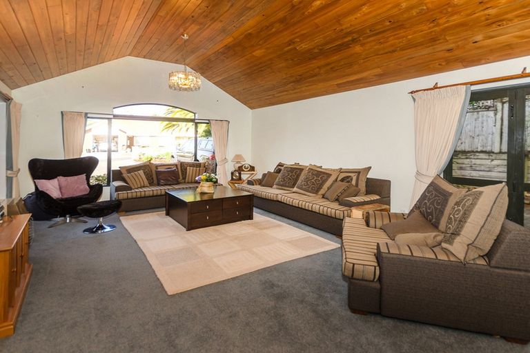 Photo of property in 63 The Glade South, Pukekohe, 2120