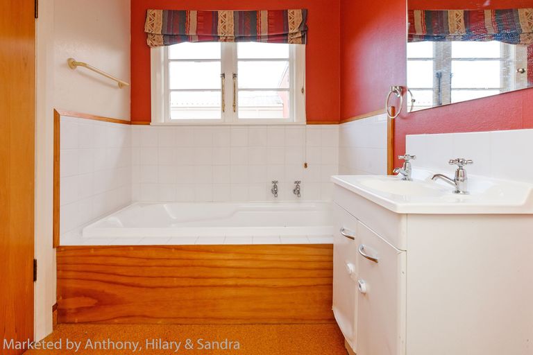 Photo of property in 80 Manawatu Street, Hokowhitu, Palmerston North, 4410