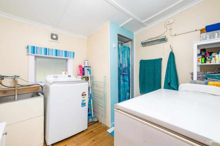 Photo of property in 13 Queens Terrace, Waimate, 7978