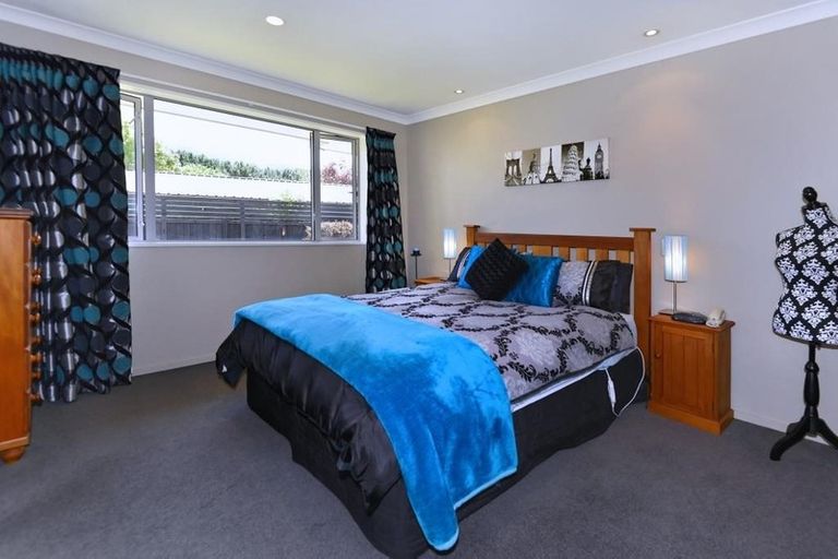 Photo of property in 10h Sefton Street, Belfast, Christchurch, 8051