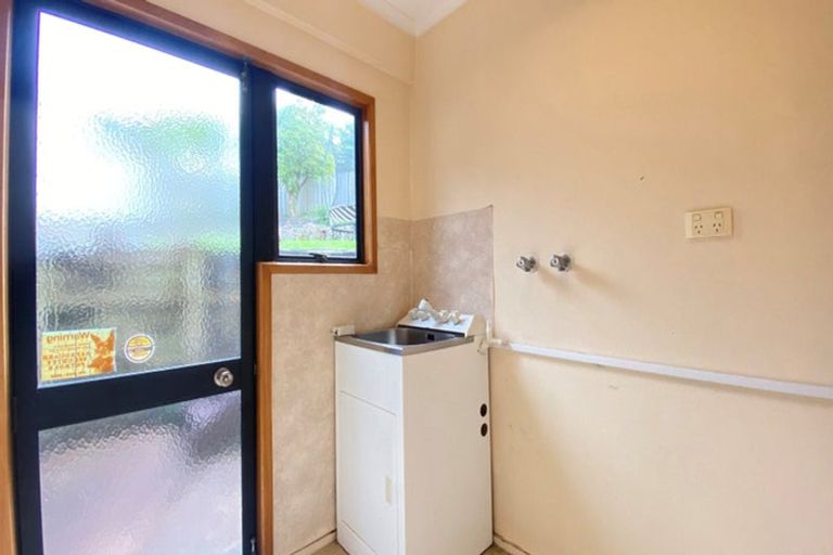 Photo of property in 12 Bragato Place, Chatswood, Auckland, 0626