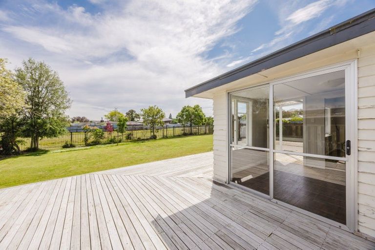 Photo of property in 12 Woburn Street, Waipukurau, 4200