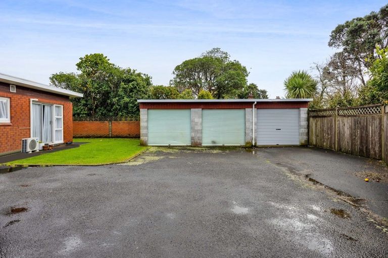 Photo of property in 43a Lismore Street, Strandon, New Plymouth, 4312