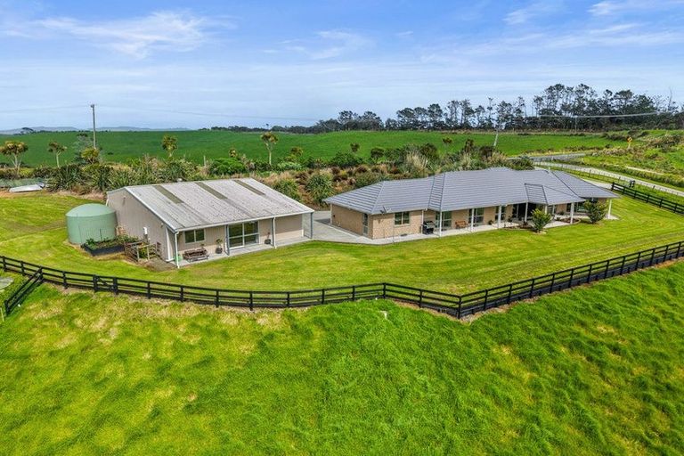 Photo of property in 1518 Old North Road, Helensville, 0875