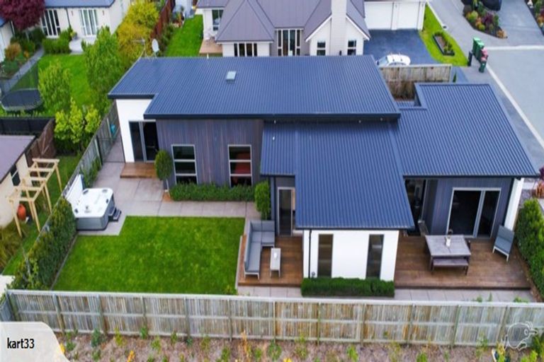 Photo of property in 9 Black Rock Way, Prebbleton, 7604