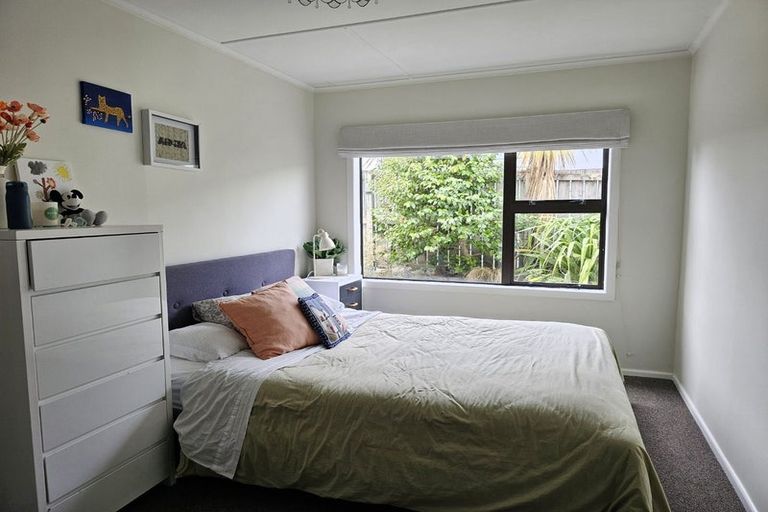 Photo of property in 17 Haunui Road, Pukerua Bay, 5026