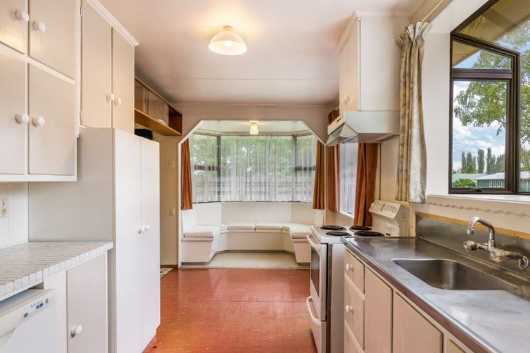 Photo of property in 114 Te Rangitautahanga Road, Turangi, 3334