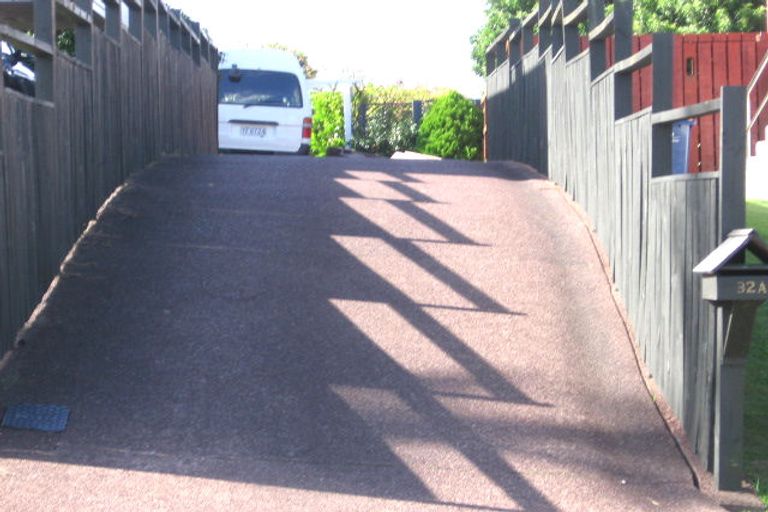 Photo of property in 32a Jaemont Avenue, Te Atatu South, Auckland, 0610