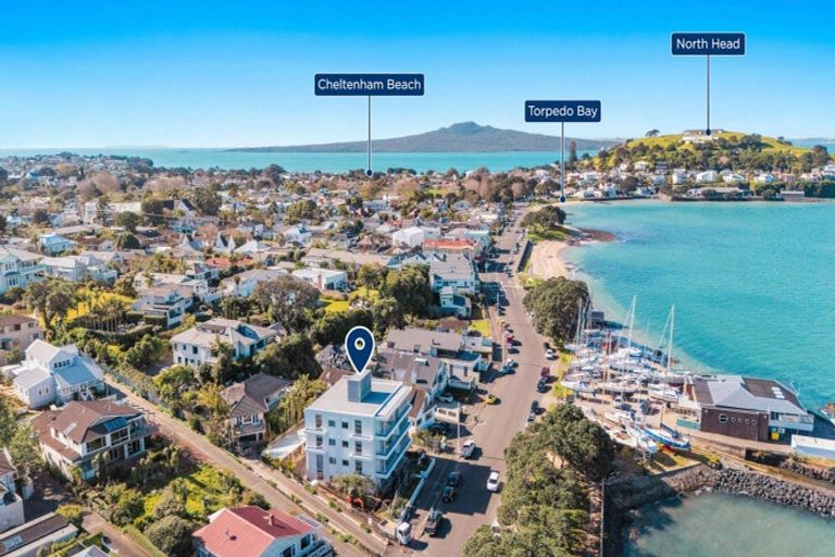 Photo of property in 3/18b King Edward Parade, Devonport, Auckland, 0624