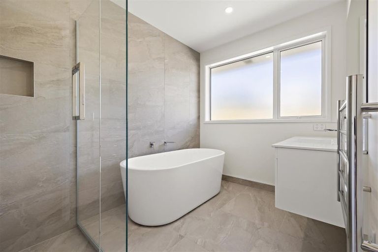 Photo of property in 409 Old North Road, Kumeu, 0892