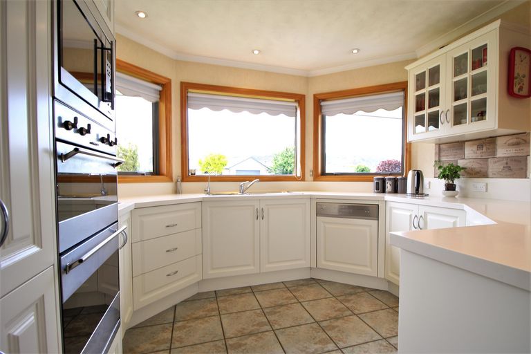 Photo of property in 4 Orchard Drive, Alexandra, 9320