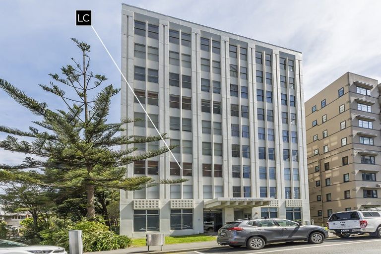 Photo of property in 2a/123 Molesworth Street, Thorndon, Wellington, 6011