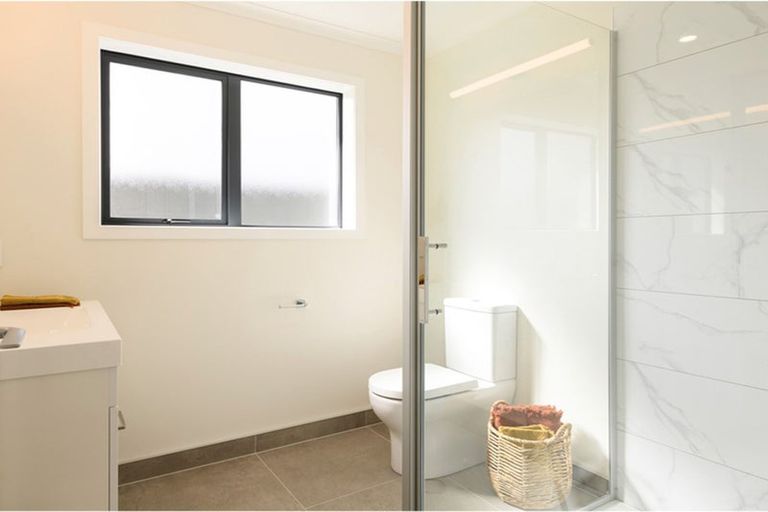 Photo of property in 44 Pateke Drive, Kenepuru, Porirua, 5022