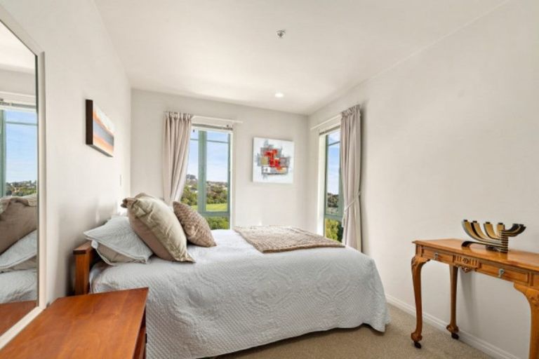 Photo of property in 25 Waterside Crescent, Gulf Harbour, Whangaparaoa, 0930