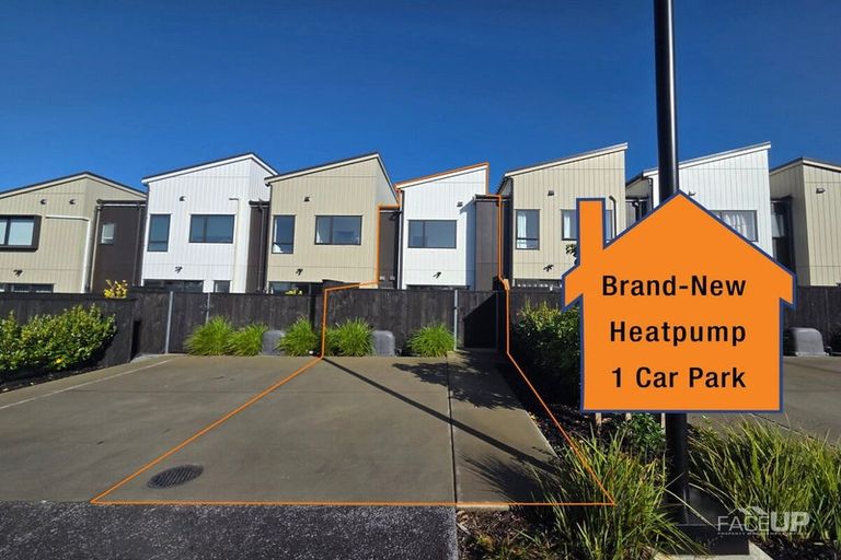 Photo of property in 19 Oranga Drive, Westgate, Auckland, 0614