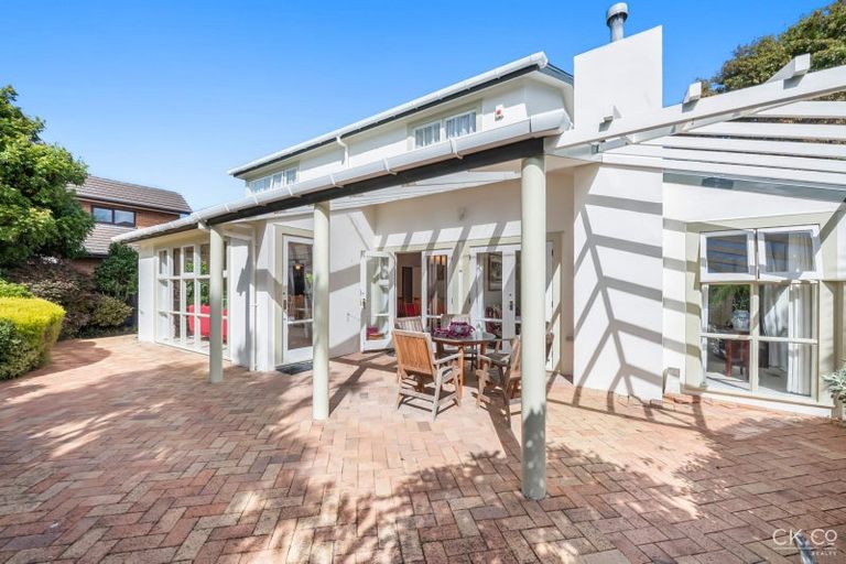 Photo of property in 4/125 Woburn Road, Woburn, Lower Hutt, 5010