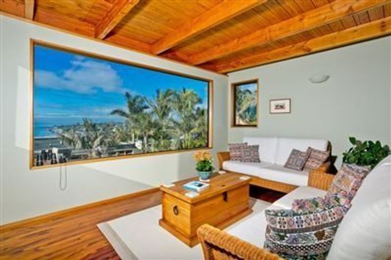 Photo of property in 3/14 Marama Street, Castor Bay, Auckland, 0620